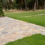 kamień ścieżkowy cięty)