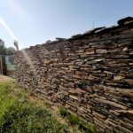 mur oklejony łupkiem ciętym jednostronnie(3)