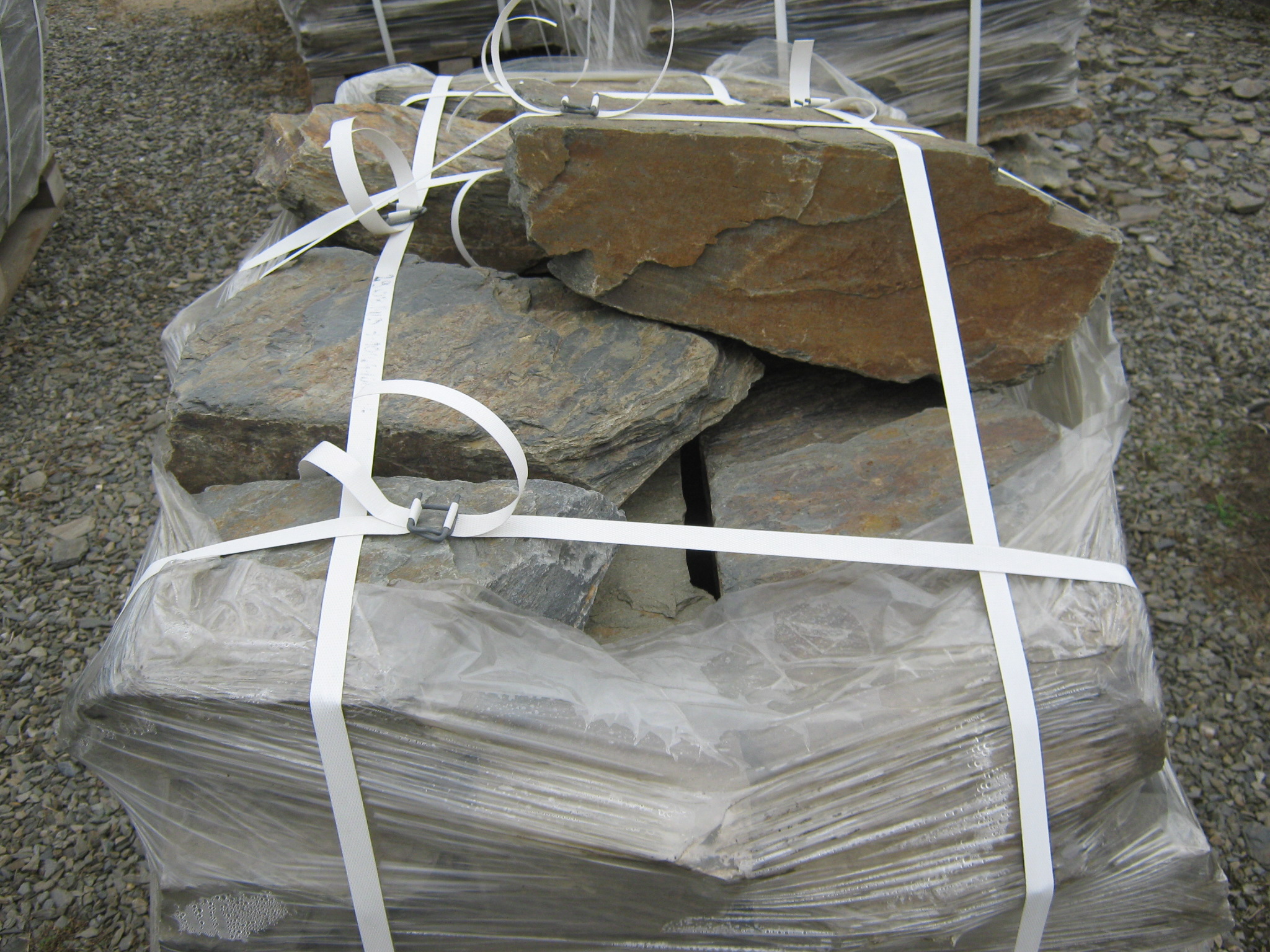 paleta z murowym bloczkowym