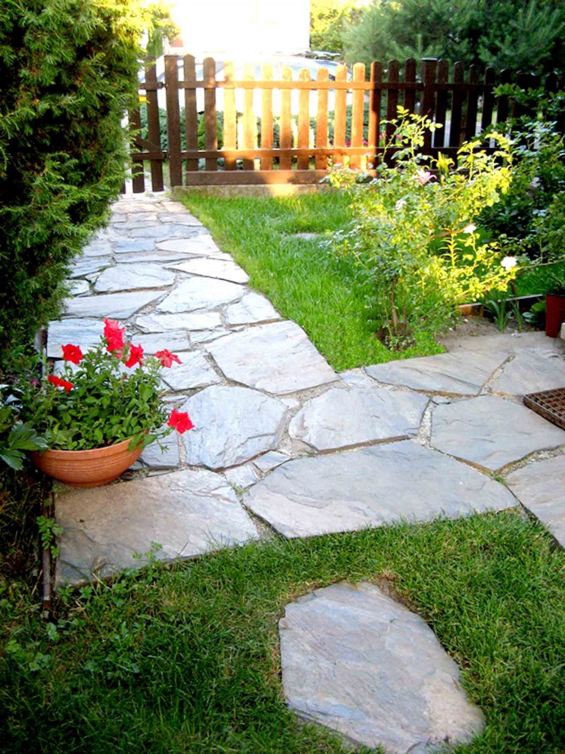 sciezka-z-kamienia-lupka