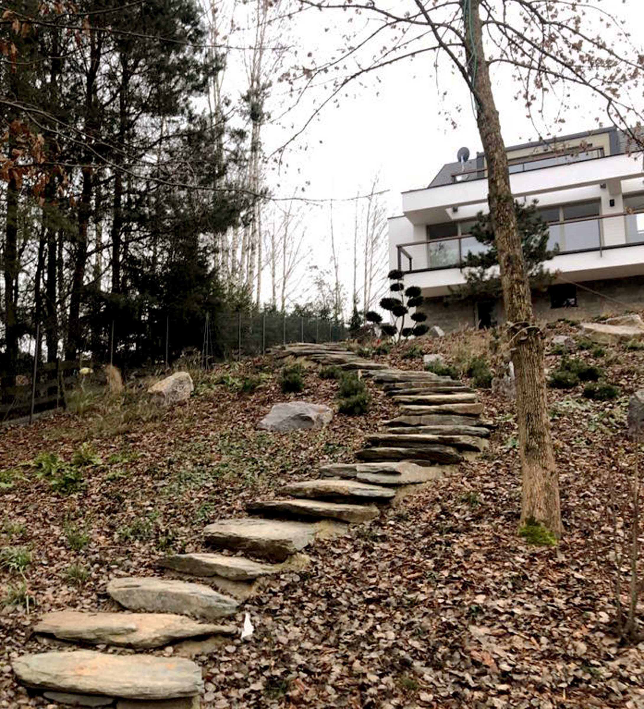 płyty kamienne na schody