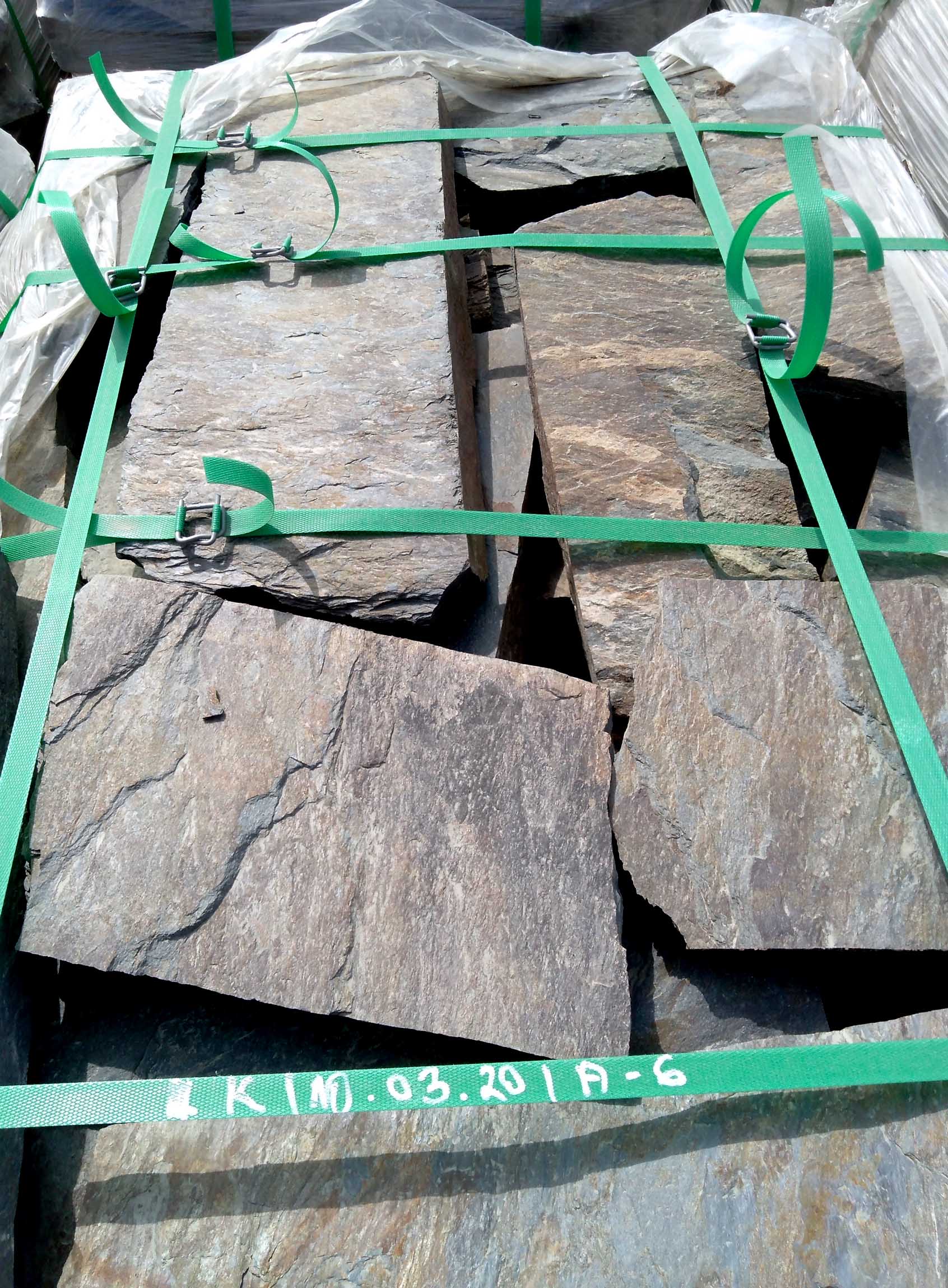 krawężnik nienormowany